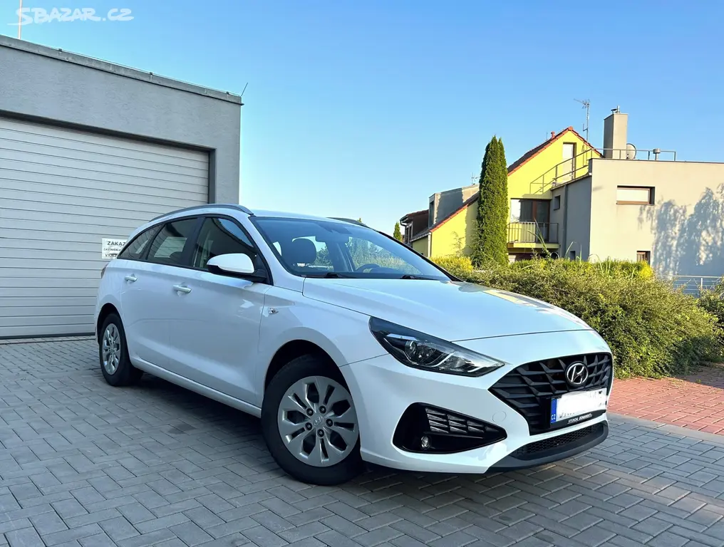 Hyundai i30 Combi 1.5, ČR 5/2022, po servise
